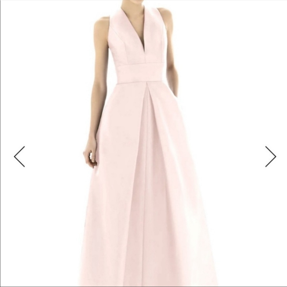 Alfred Sung Designed To Flatter